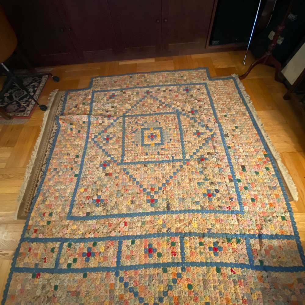 Vintage Quilt in shades of Blue
